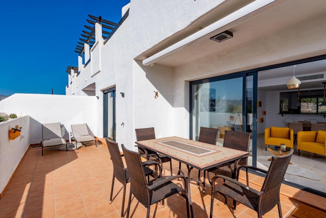 Lotus 2401 - Beautiful Apartment With Pool & Sea View Casares Exterior photo